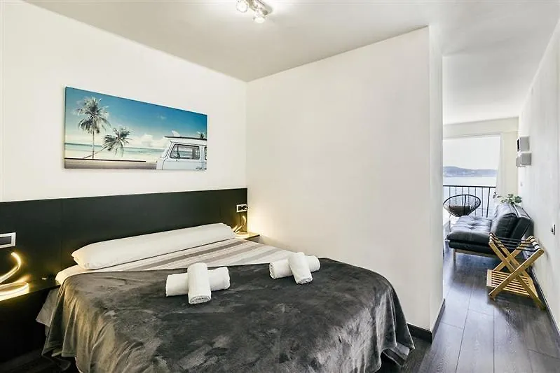 K Beach D-Luxe Empuriabrava 0*,
